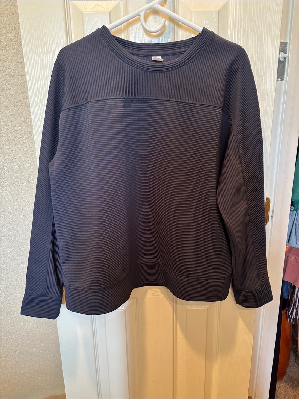 GapFit Women's Loose Rib Athleisure Pullover Sweatshirt - Size Large